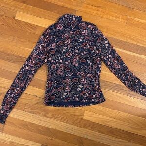 Evereve Navy Floral mesh Turtleneck